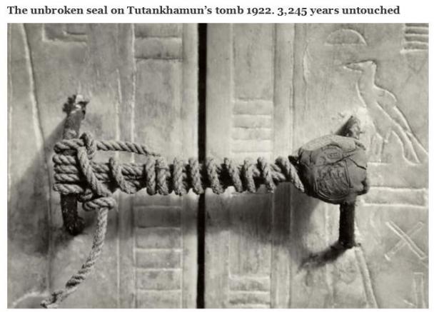king tuts tomb knot - The unbroken seal on Tutankhamun's tomb 1922. 3,245 years untouched