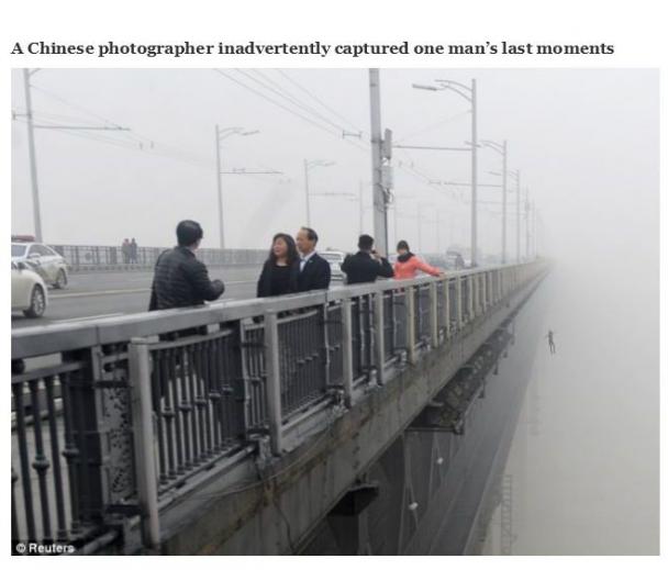 suicide bridge china - A Chinese photographer inadvertently captured one man's last moments Reuters