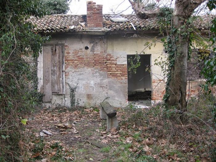 This went on until 1968, when the hospital was closed, and the island, after being shortly used for agriculture, was completely abandoned. Presently, the island is closed to locals and tourists and remains under control of the Italian government