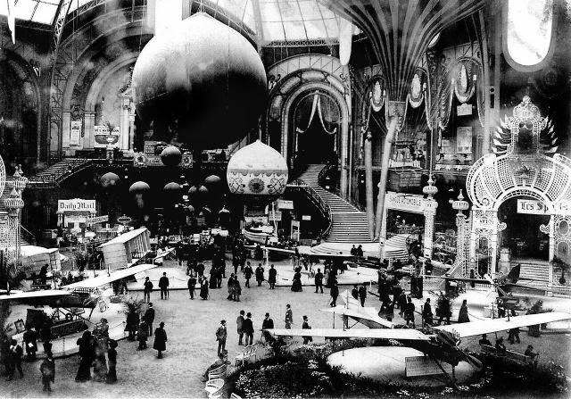 An exhibition of flying machines, Paris 1909