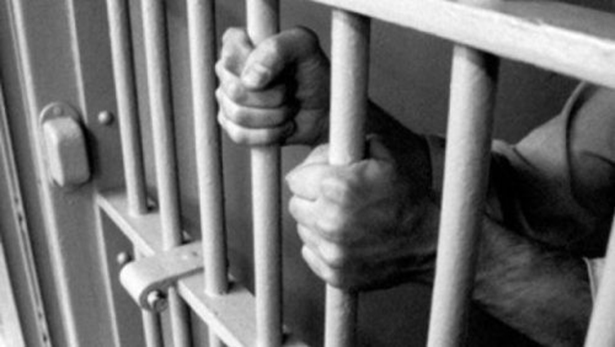 PRISONER SUED PRISON ADMINISTRATION.A prisoner who was convicted in a single cell got infuriated after his prison administrator failed to give him free deodorant. He sued the prison administration but the case was later dismissed.