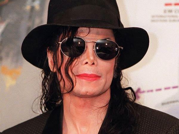 The sex scandals that plagued the increasingly erratic singer dated to the early 1990s, when he was first linked to the repeated abuse of a 13-year-old boy at his lavish Neverland Ranch.Jackson, eventually accused of molesting three boys, was never convicted of any crimes.