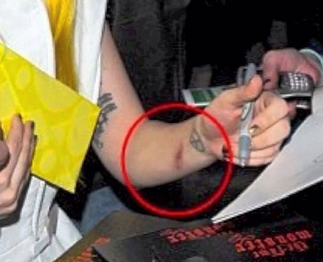 The Conspiracy Theorists On Instagram Are An Interesting Bunch