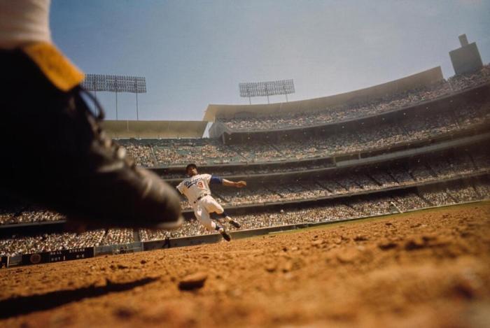 Willie Davis slides into second at Dodger Stadium, 1965