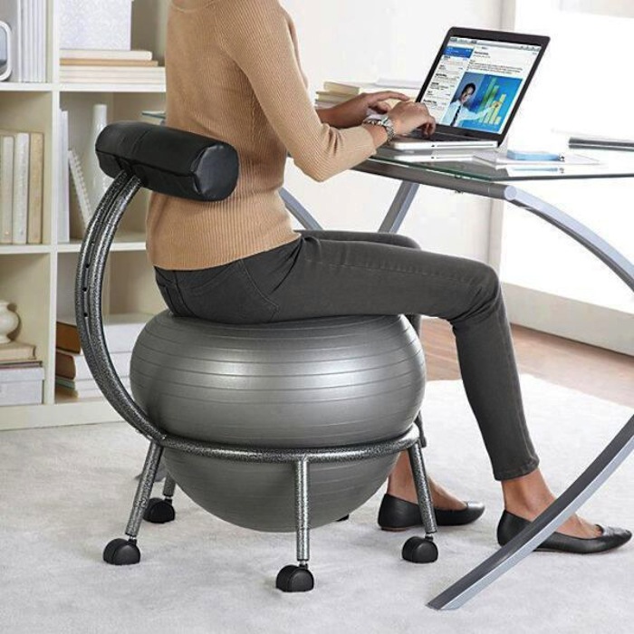 A <a href="http://ebaum.it/1Fyxhnb">Yoga Ball Chair</a> to keep you healthy at work