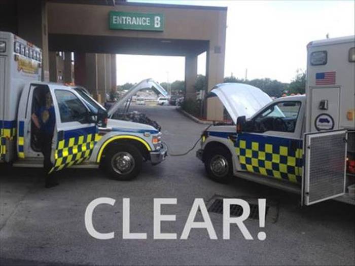 ambulance funny - Entrance B Clear!