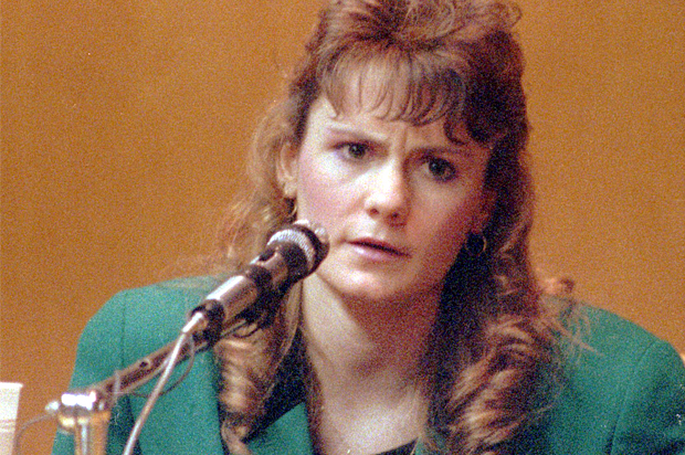 Pamela Smart’s case is one that nobody will ever forget considering that her teen lover helped her to kill her 25-year-old husband and spent almost 25 years in jail for it. William Flynn was just 16 when three friends helped him kill Gregg Smart. Pamela did admit that she seduced the young boy, but never wanted to say that she had anything to do with her husband’s murder. Her sentence was for charges of accomplice to first-degree murder and she was sentenced to life in prison without the chance of parole. Flynn said that she threatened to dump him if he didn’t kill her husband. Flynn just got out of jail in March of 2015.