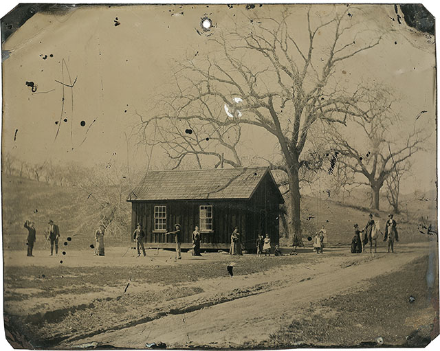 $2 Junk Shop Photo Turns Out to Be worth $5,000,000

A man named Randy Guijarro in Fresno, California, found and purchased an old tintype photo for $2 at a junk shop, nothing special about it you would think. But it turns out that this photo is worth up to $5,000,000, because it’s a rare authenticated picture of the famous outlaw Billy the Kid.