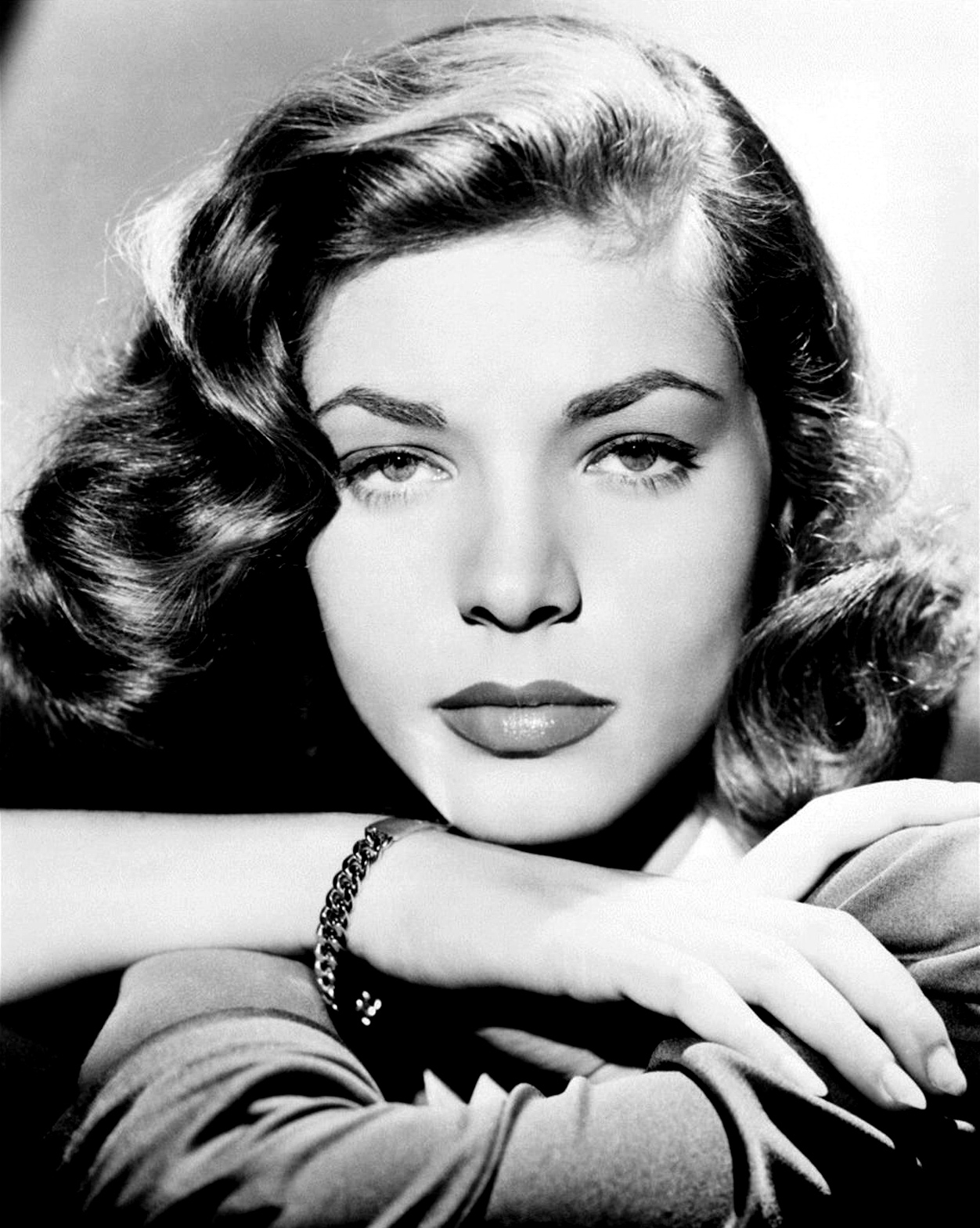 Lauren Bacall.  Hottie among Hotties.