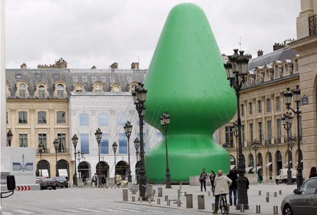 Christmas Tree or Huge ass butt plug?