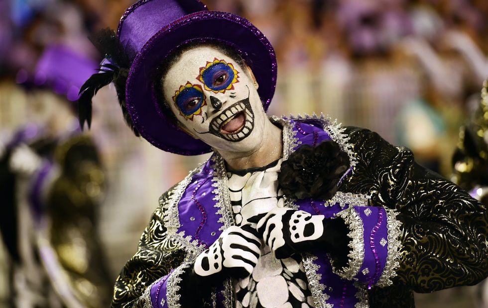 Carnival kicks off in Sao Paulo