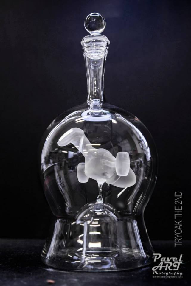 glass bottle - Trycak The 2ND Pav Photograpky th.computathatography