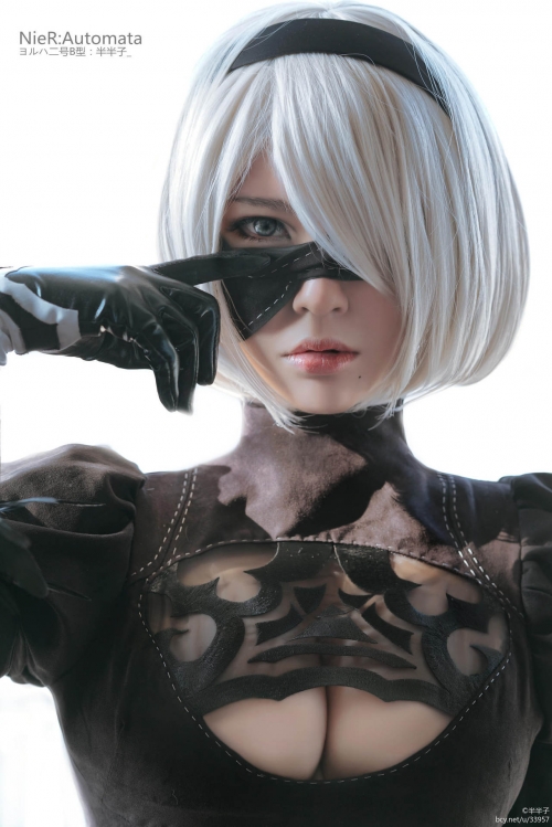 2b without eye patch