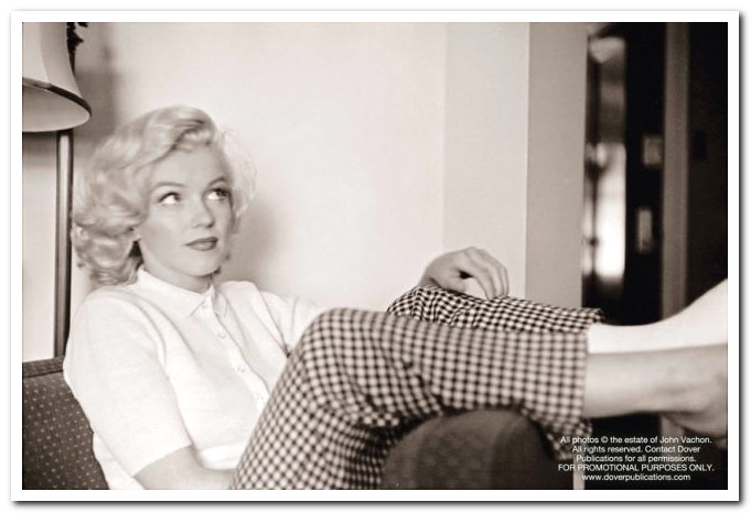 Unpublished photos of Marilyn Monroe in Canada