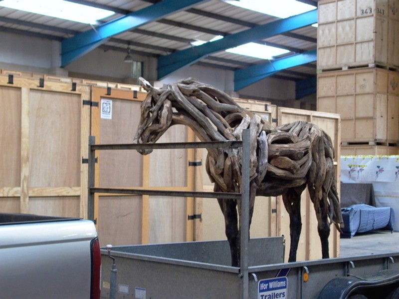 The  Amazing  Driftwood  Sculptures  of  Heather  Jansch