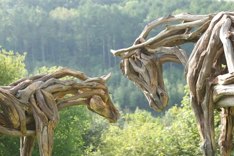 The  Amazing  Driftwood  Sculptures  of  Heather  Jansch