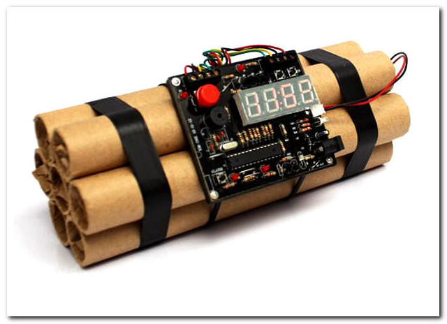 A teenager has been charged with mischief for packing a bomb-shaped alarm clock in his carry-on.
Peel Police said that at around 4:50 p.m. Saturday, the 15-year-old, who was en route to Vancouver, was pulled aside after a screening officer noticed the object in his luggage.