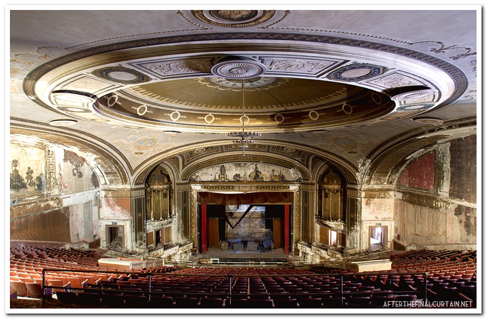 Creepy and Breathtaking Abandoned Buildings