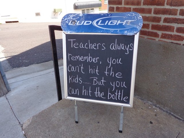 Sidewalk Signs To Make You Chuckle