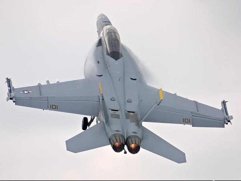 F/A-18 Super Hornet taking off at Nas Lemoore