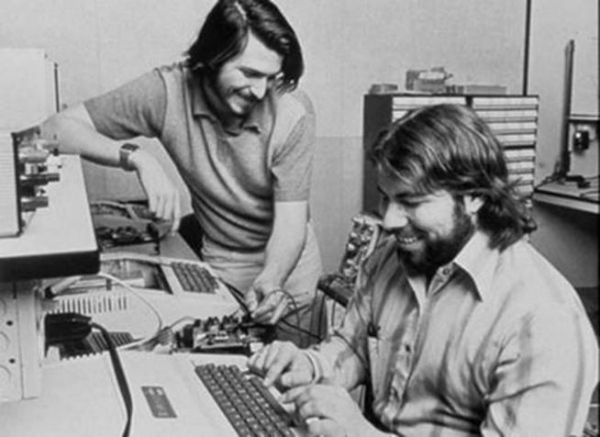 They're way more famous for co-founding Apple. But long before that, Steve Jobs and Steve Wozniak started out as hackers. It all began in 1971 on the day before 20 year old Steve Wozniak started college at Berkeley. He came across an article about phone phreaks -- and decided he wanted to be one too! So he called 17 year old Steve Jobs -- still a senior in high school -- to tell him all about it.Within a few months Wozniak had built his very own digital blue box to hack into the phone system and make free calls. The pair started selling blue boxes using the aliases Oaf Tobar Jobs and Berkeley Blue Wozniak. Wozniak was even able to get through to the Vatican using his box. "In this heavy accent I announced that I was Henry Kissinger calling on behalf of President Nixon. I said 'Ve are at de summit meeting in Moscow, and we need to talk to de pope."