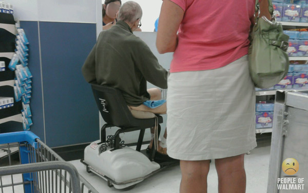 15 people at walmart you dont wanna be!!!
