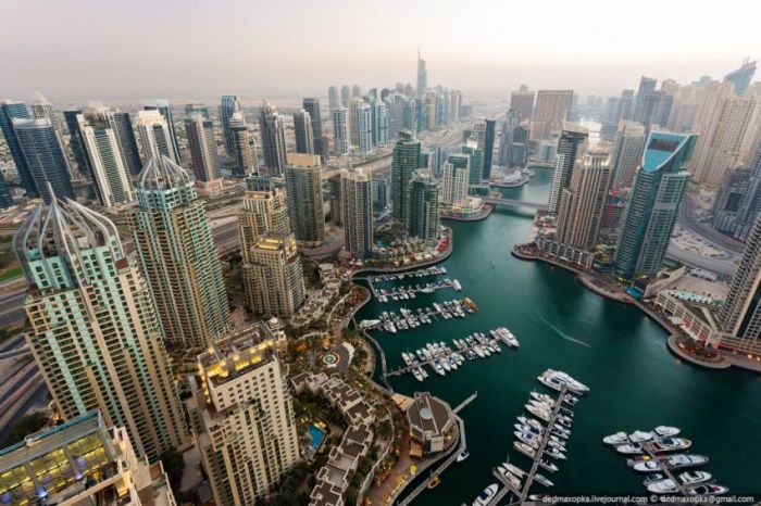 The Roofs of Dubai