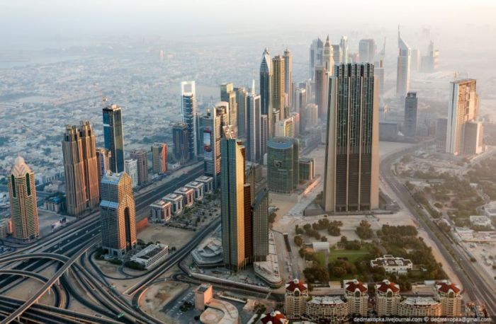 The Roofs of Dubai