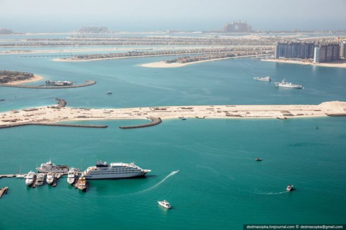 The Roofs of Dubai