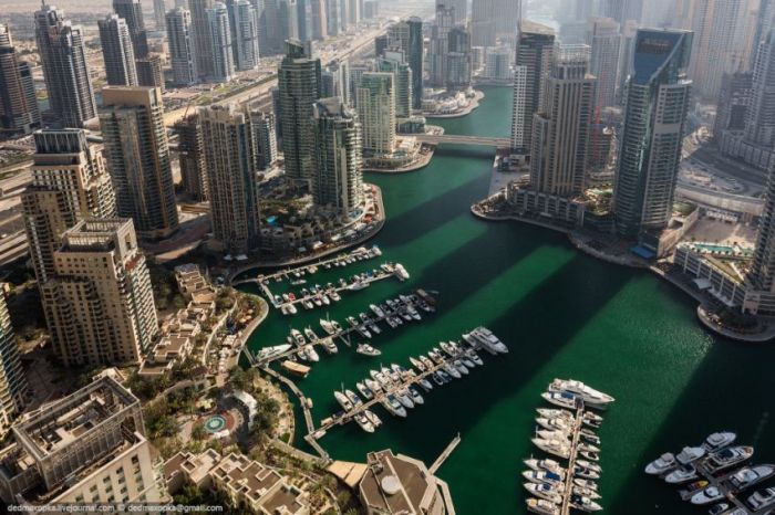 The Roofs of Dubai