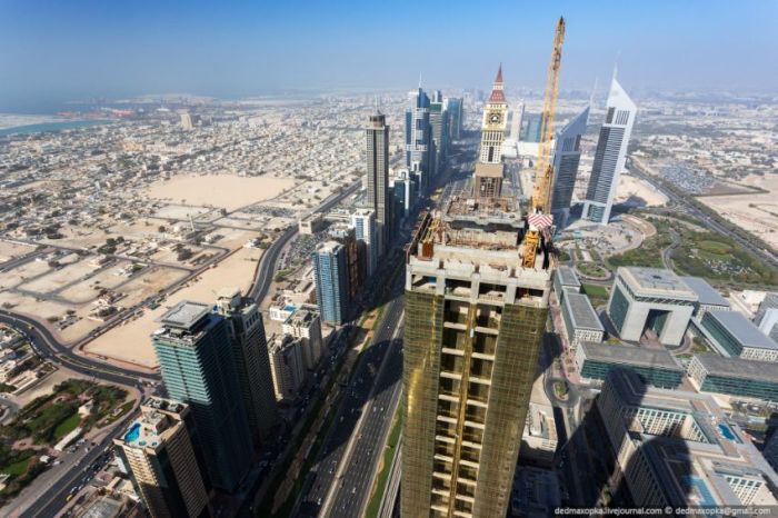 The Roofs of Dubai