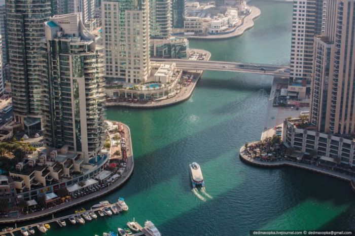 The Roofs of Dubai