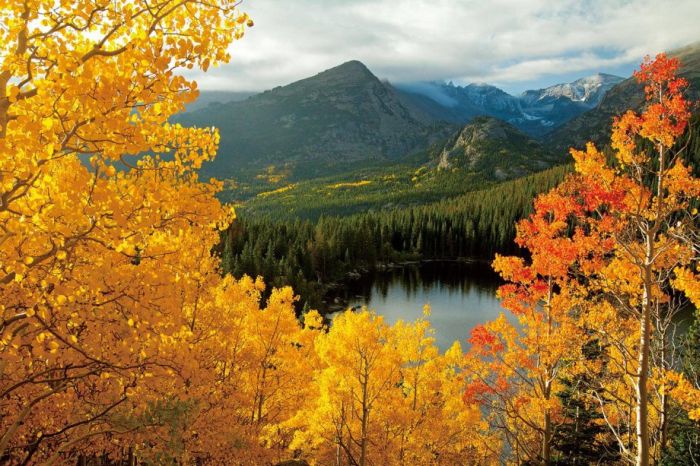 Fall at Bear Lake in Rocky Mountain National Park