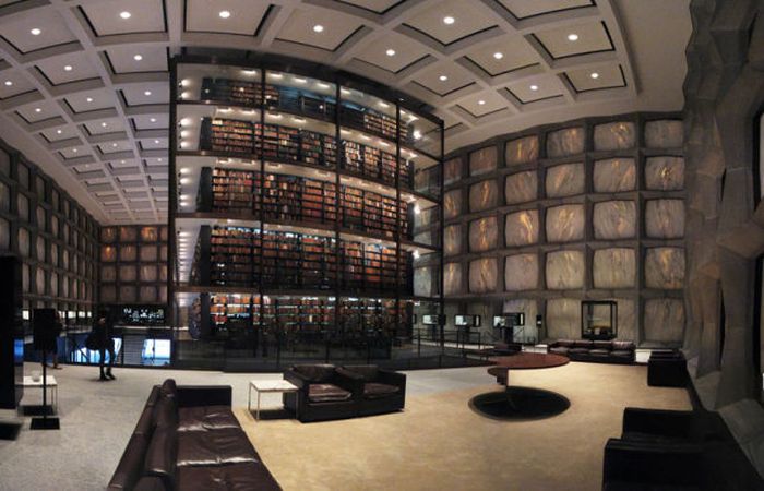 Yales Rare Book And Manuscript Library