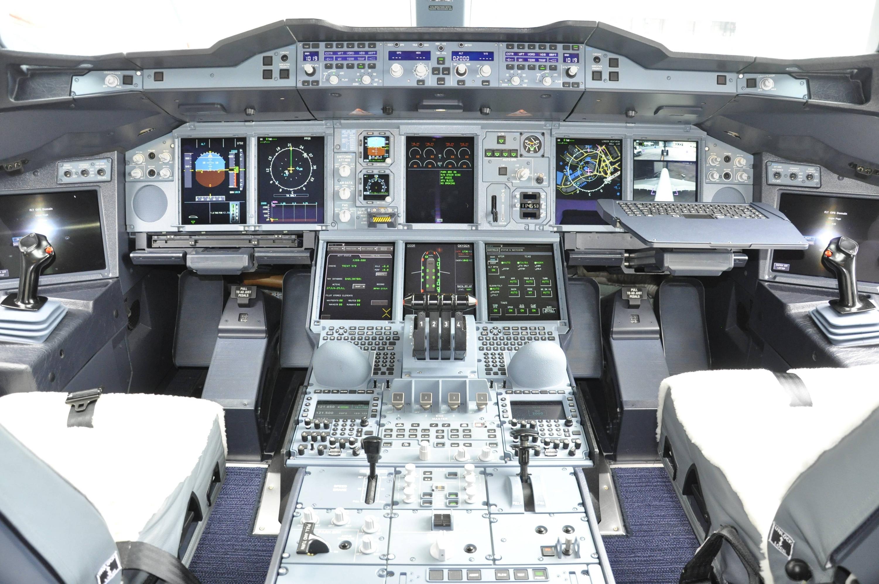 Airbus A380 Flight Deck