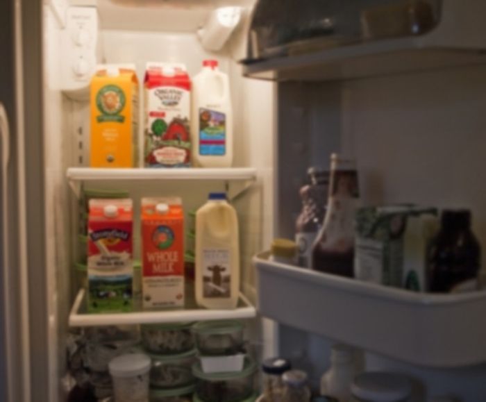 keep milk in refrigerator