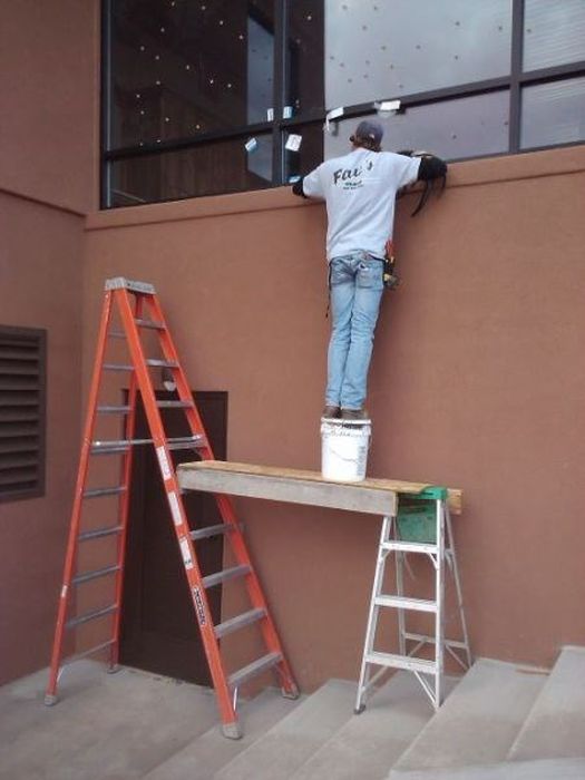 unsafe ladder safety - 70