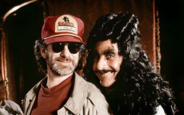 Steven Spielberg and Dustin Hoffman on set of Hook 1991