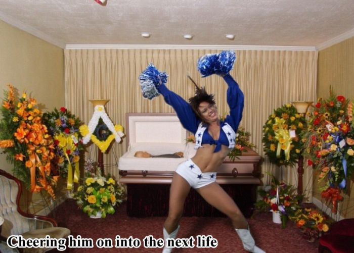 Odd photos made at the funerals