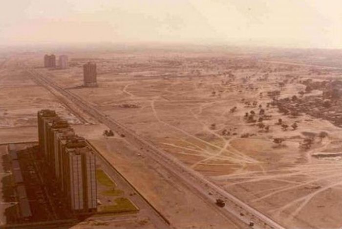 Dubai, United Arab Emirates: 1991