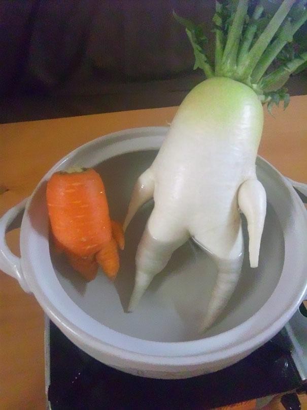 A raddish and a carrot in the hot tub together.