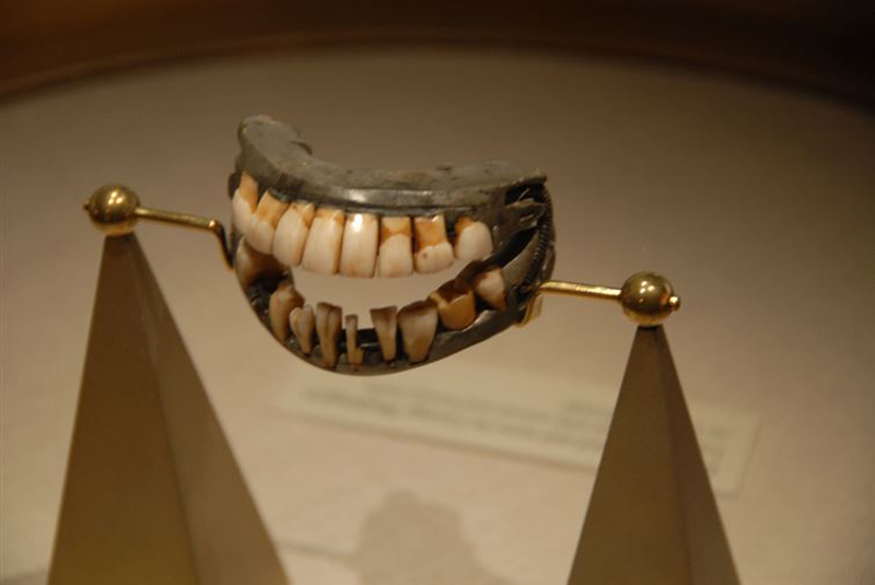 These are the teeth of George Washington.