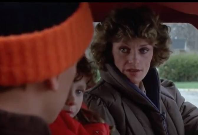 Anthony Michael Hall’s real mother and sister appear as his character’s mother and sister in the beginning of the film.