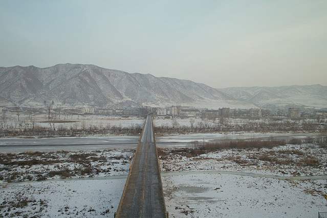 Tumen River: This river makes up part of the boundary between Russia and North Korea. Within a mile, you can go from North Korea, through China and end up in Russia, which makes this a good place for those wishing to defect. It’s is highly and well guarded by North Korean soldiers.