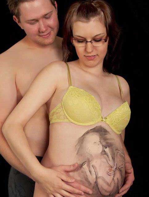 Terribly Awkward Pregnancy Photos