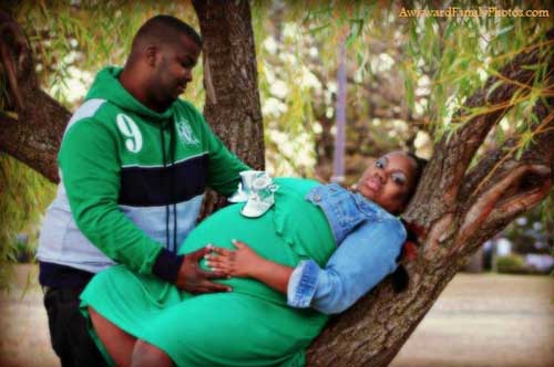 Terribly Awkward Pregnancy Photos