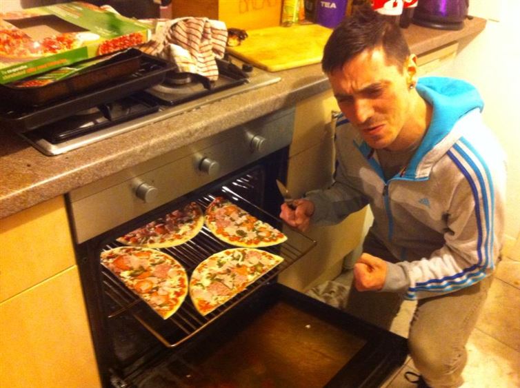 cooking pizza hack