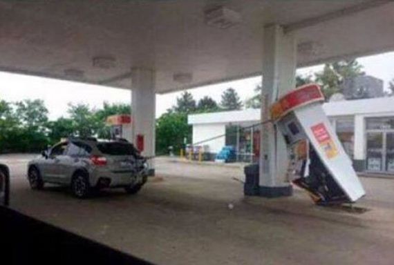 15 People Who Don’t Understand Gas Stations