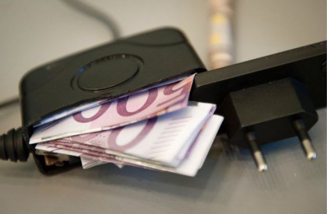 The Sneakiest Tricks for Smuggling Money