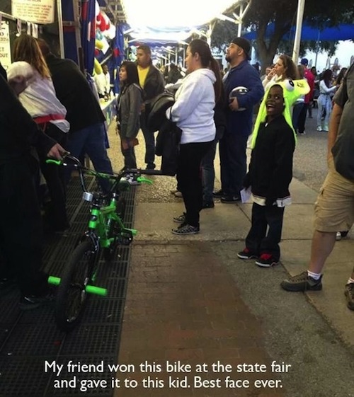 30 Acts Of Kindness That Will Restore Your Faith in Humanity